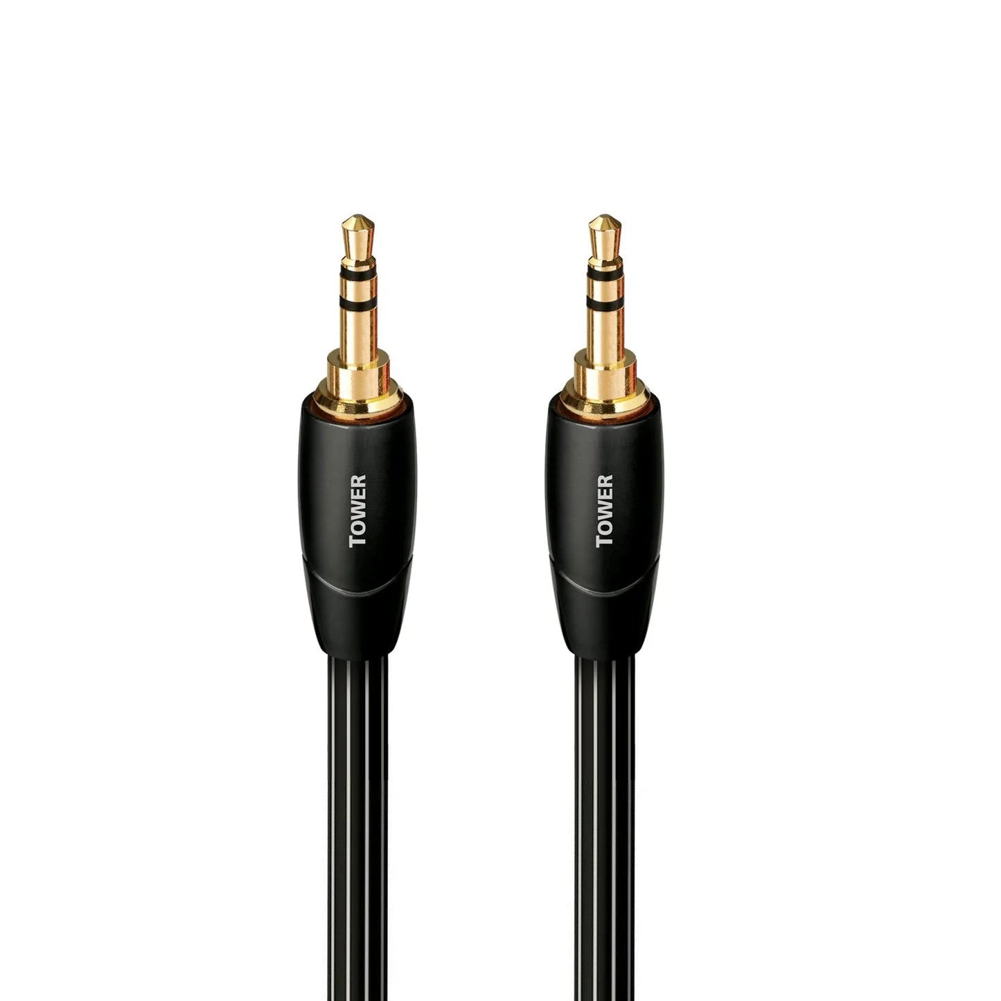 AUX kabel z bakrenimi prevodniki, zlatimi priključki in trpežno izolacijo za zmanjšanje motenj in dolgo življenjsko dobo.