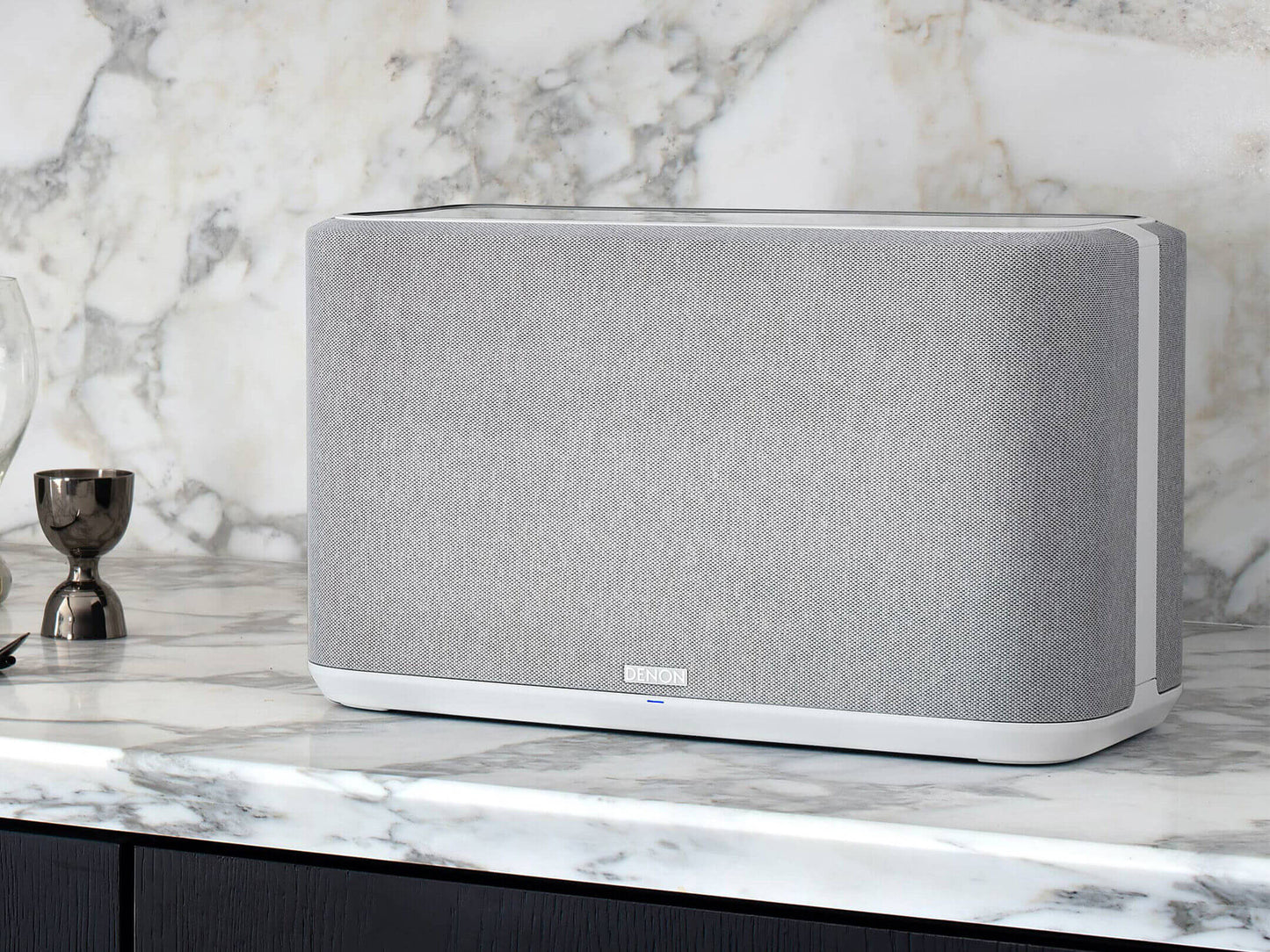 Denon Home 350: Brezžični zvočnik z naprednim HEOS multi-room avdio sistemom za popolno glasbeno pokritost celotnega doma.
