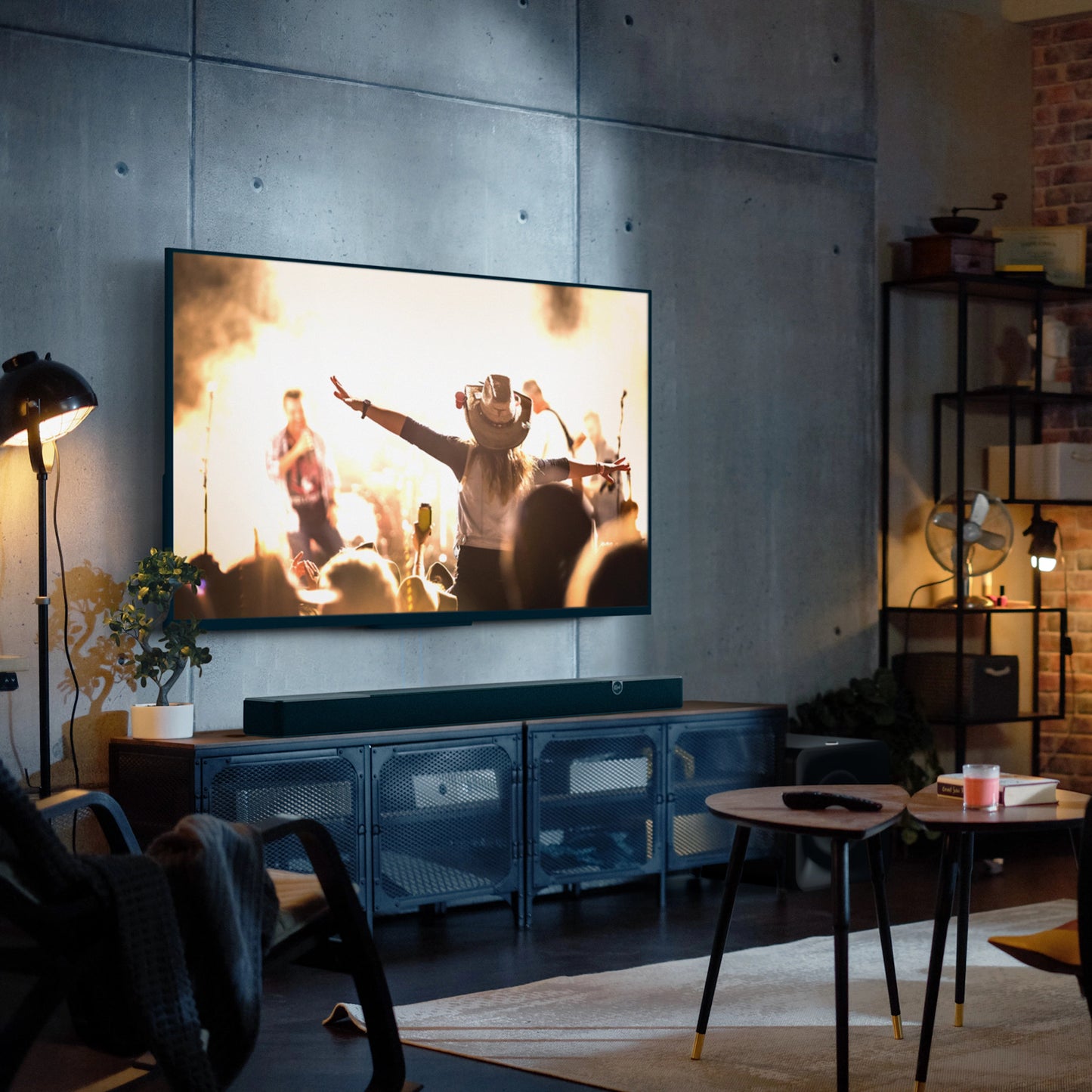 Klipsch Flexus Core 200, 185W 3.1-kanalni Dolby Atmos Soundbar, črn