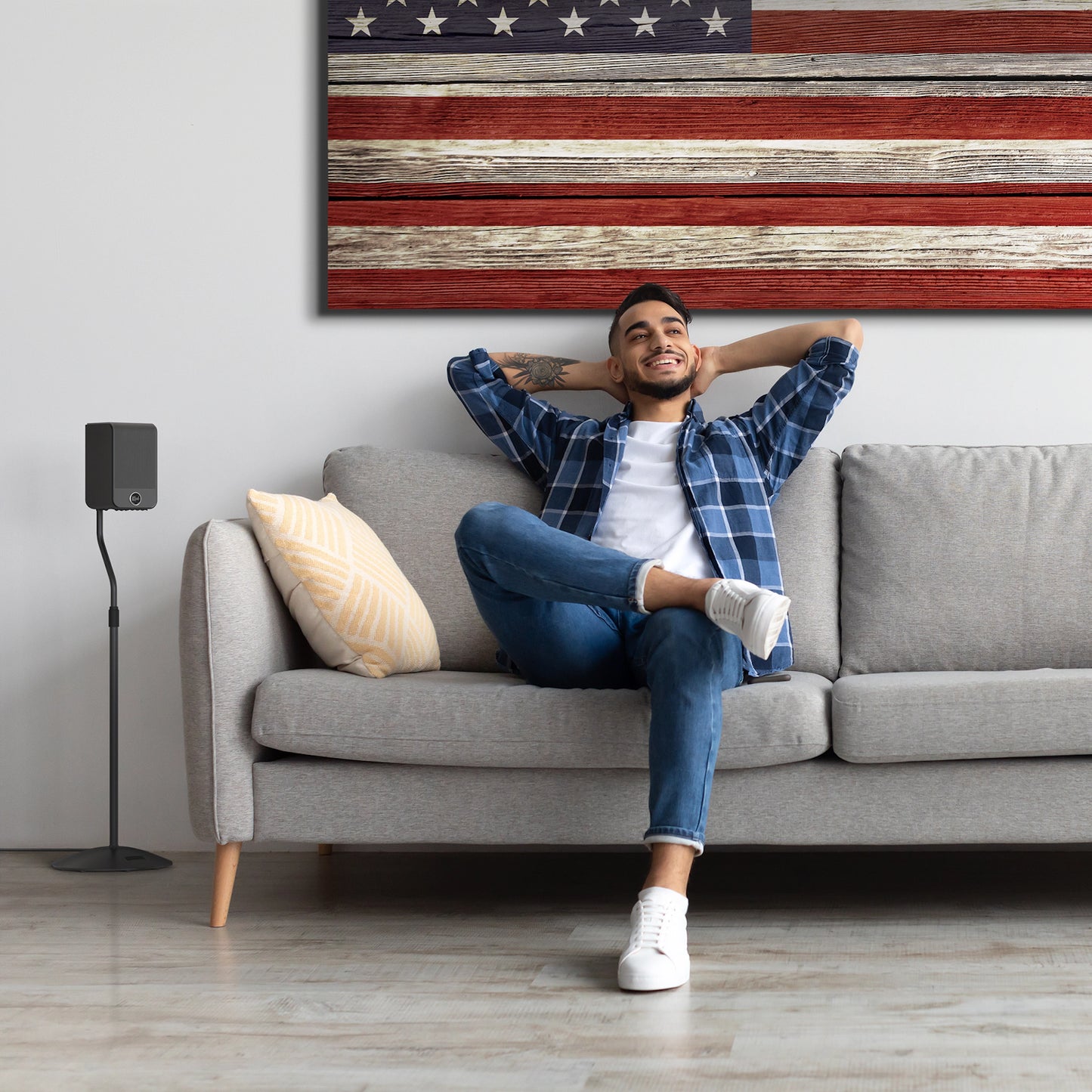Klipsch Flexus SURR 100 zvocnik za na stojalo, steno ali na pohistvo technotop.si