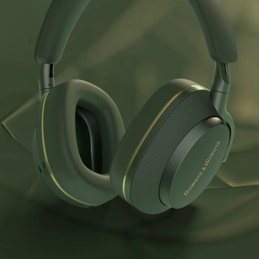 Bowers & Wilkins PX7 S2e Forest Green: Brezžične naglavne slušalke z ANC odpravljanjem hrupa in edinstveno zeleno barvo.