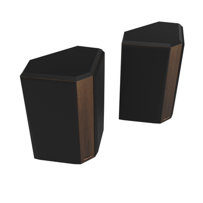 Podrobna slika Klipsch Reference Premiere RP-502S II zvočnika, ki prikazuje njegovo bipolarno zasnovo.