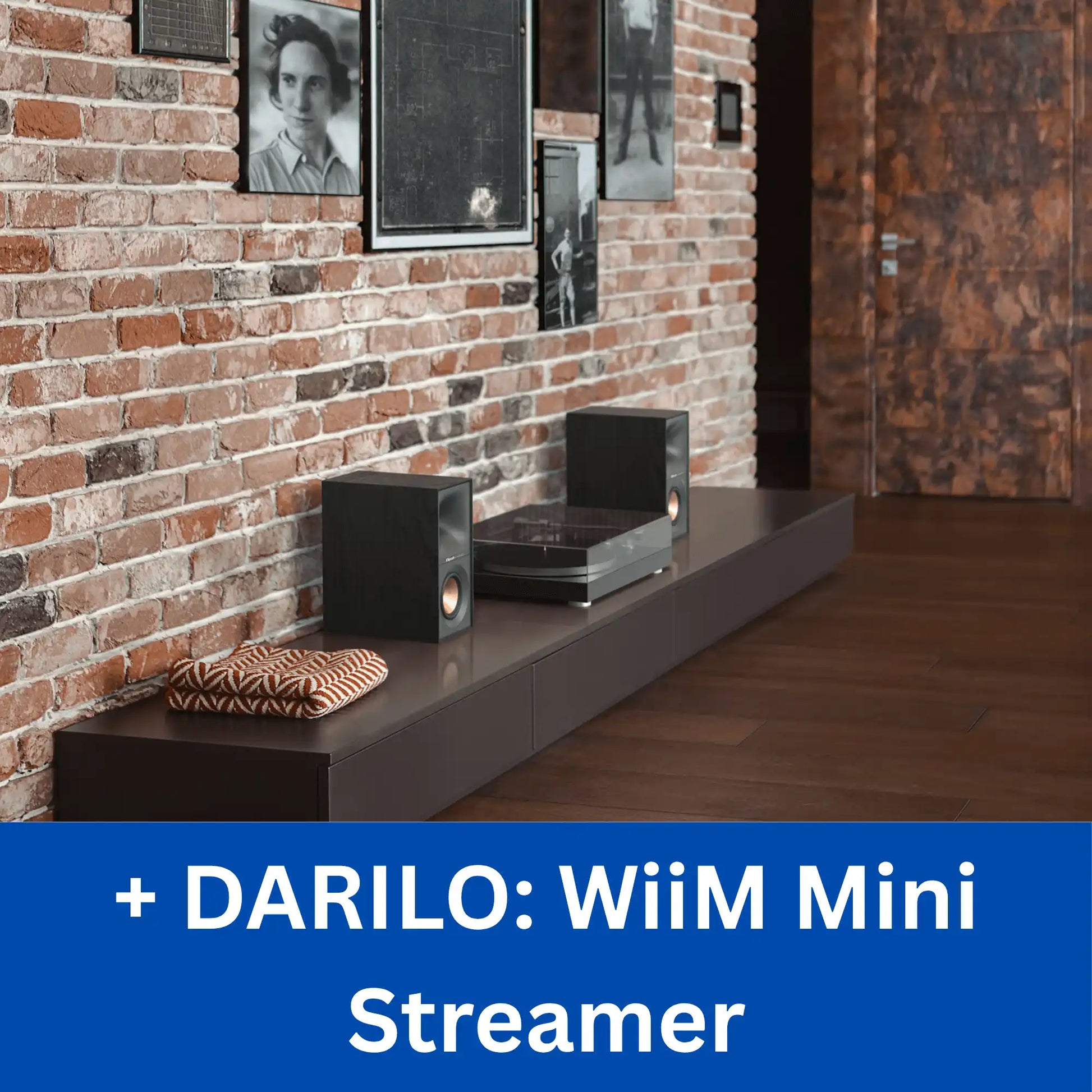 Klipsch R-40PM kompaktna aktivna zvočnika, ki prinašata značilno zvočno moč in jasnost znamke Klipsch v vsak prostor.