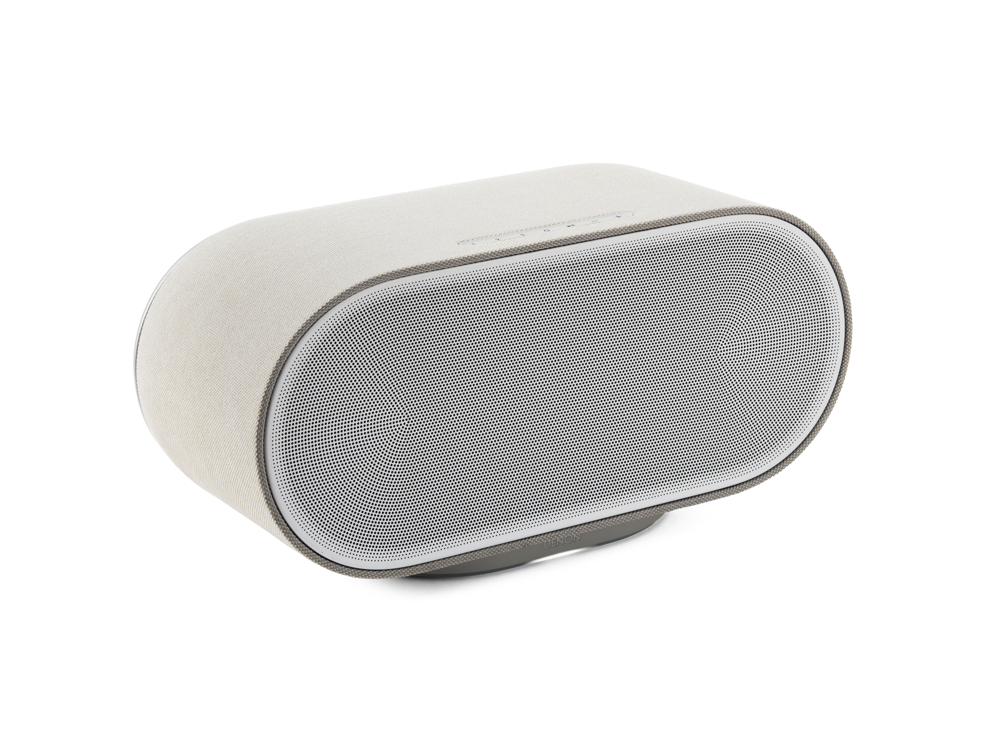 Denon Home 600 v elegantni beli barvi (Stone), ki kljub svoji velikosti deluje minimalistično in prestižno v vsakem ambientu.